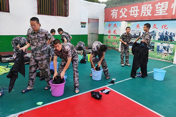 杰龙教育学校环境