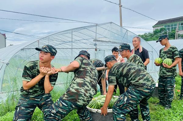 兴华励志叛逆学校环境