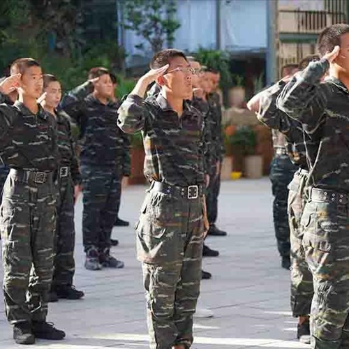 叛逆学校师资环境